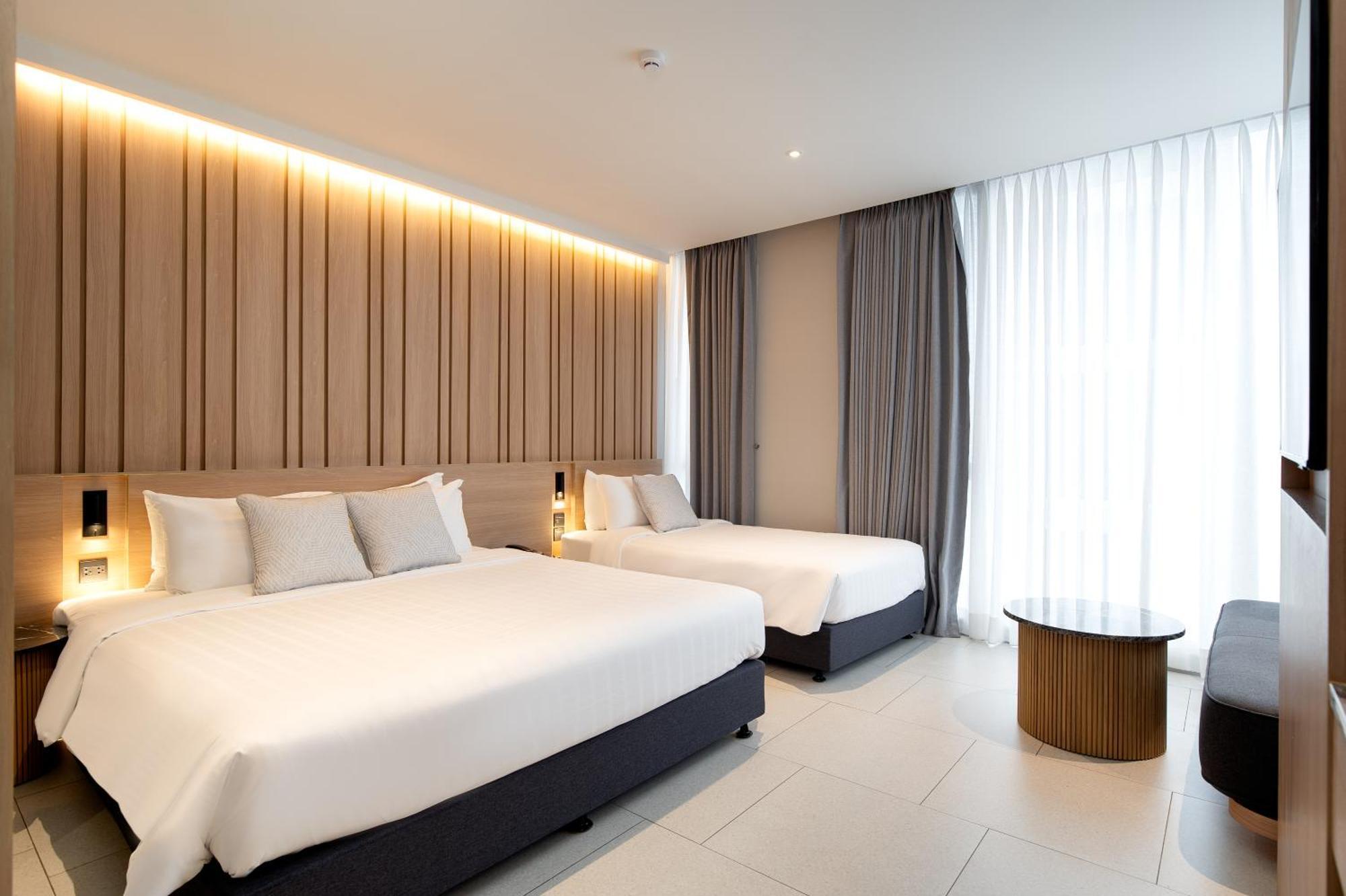 Saan Hotel Sathorn Бангкок Экстерьер фото